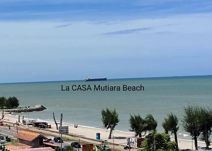Mutiara Melaka Beach Resort By La Casa